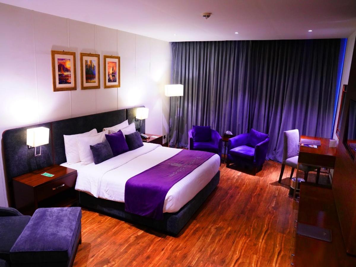 Indigo Heights Hotel&Suites Lahore Exterior foto