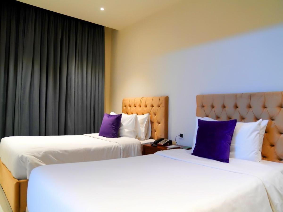 Indigo Heights Hotel&Suites Lahore Exterior foto